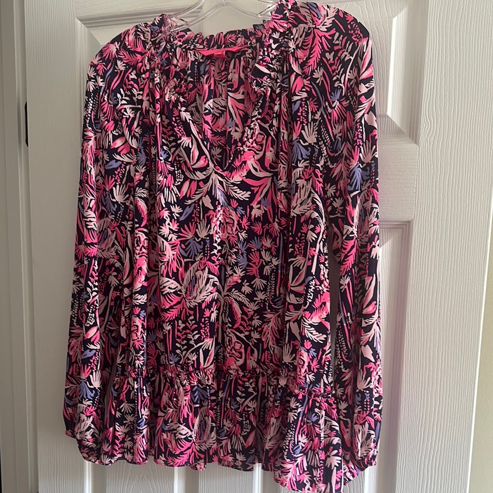 Lilly Pulitzer Pink and Navy Ruffled Long Sleeve Blouse with peplum. Like new